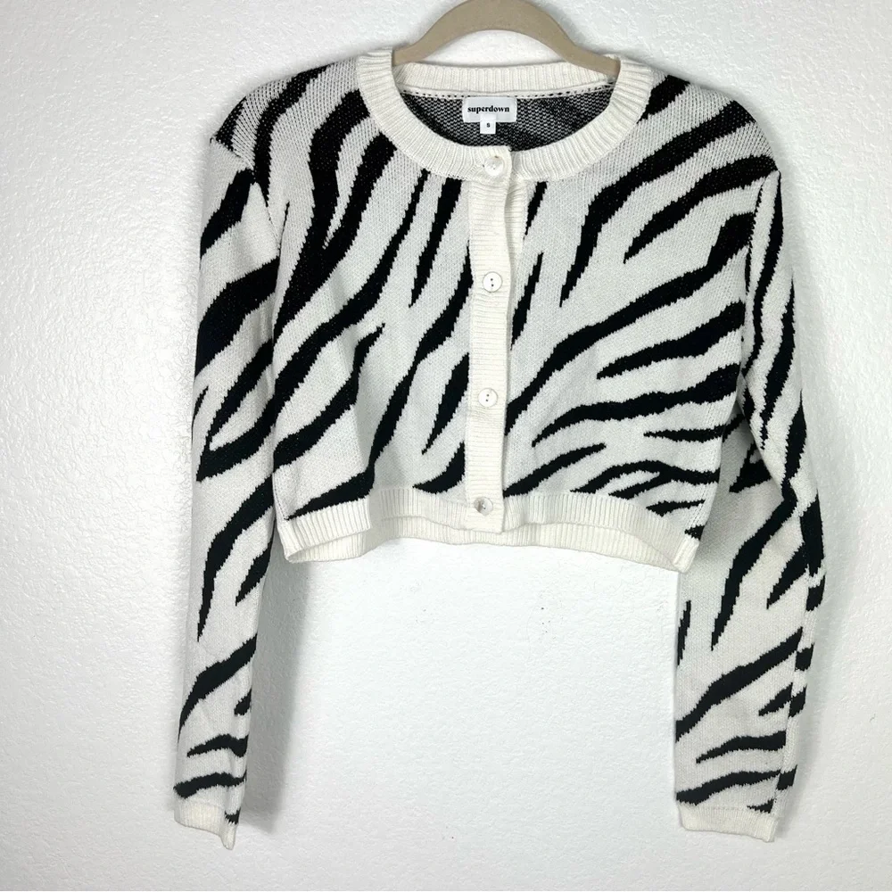 Revolve x Superdown Zebra crop sweater cardigan size S - Picture 1 of 7